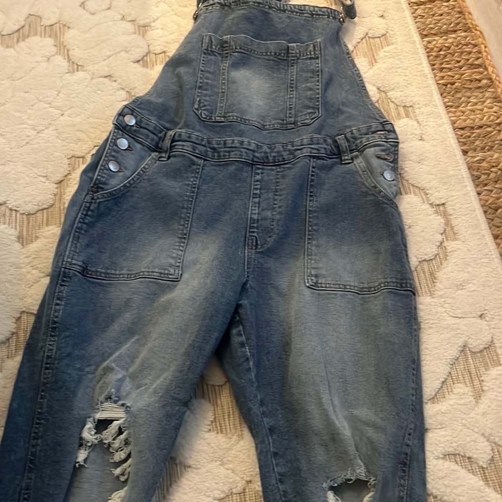 Celebrity pink overalls